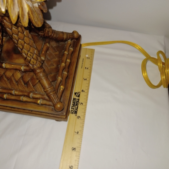 Vintage Intricate Lamp. Monkeys On Palm Tree Ratan Resin Base Mosaic Amber Shade - Picture 15 of 16